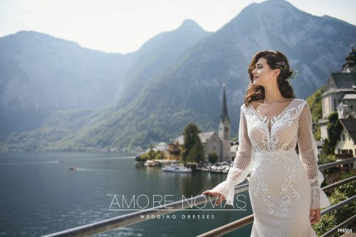 Vestuvinė suknelė iš Amore Novias kolekcijos PM004